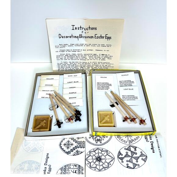VTG Book, Eggs Beautiful - How to Make Ukrainian Easter Eggs + TWO Pysanky Kits - Picture 6 of 9